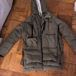 Green orolay amazon jacket